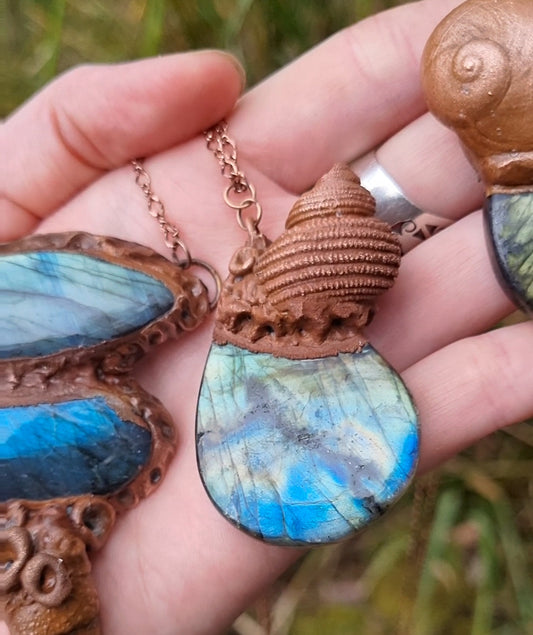 Seashell snail copper electroformed pendant with labrodorite