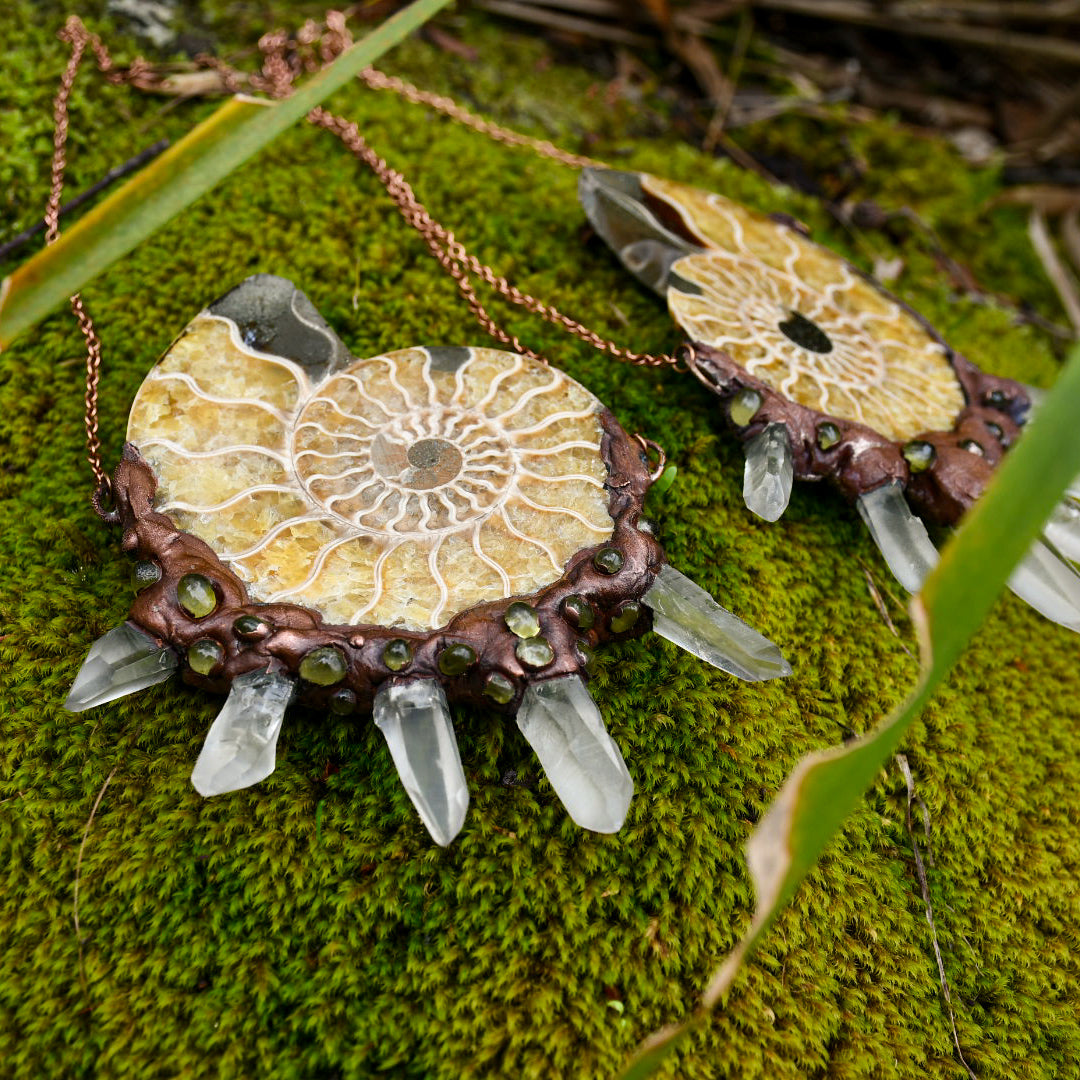 Large Ammonite and clear quartz necklace in copper