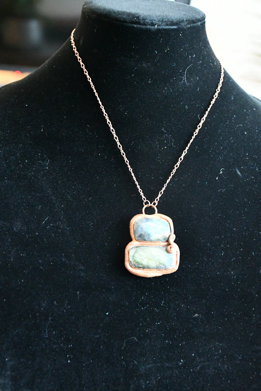 "Dos Ojos" Labrodorite and copper electroformed necklace