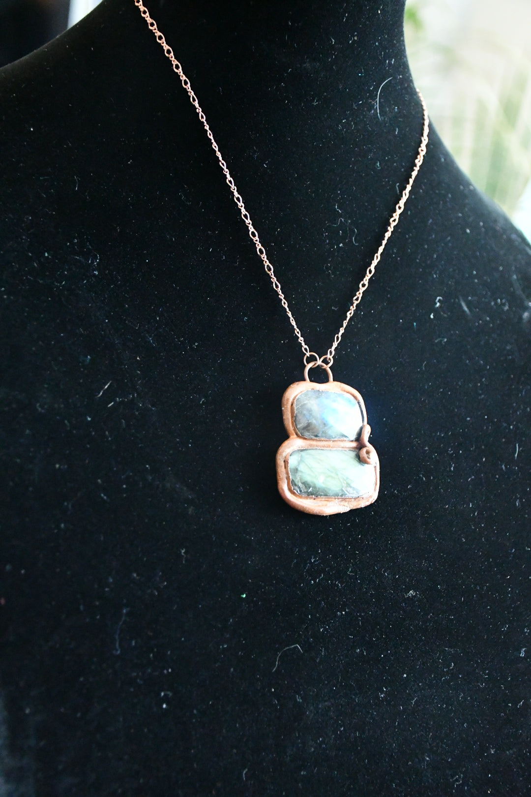 "Dos Ojos" Labrodorite and copper electroformed necklace