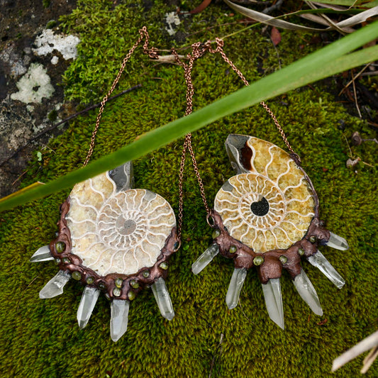 Large Ammonite and clear quartz necklace in copper