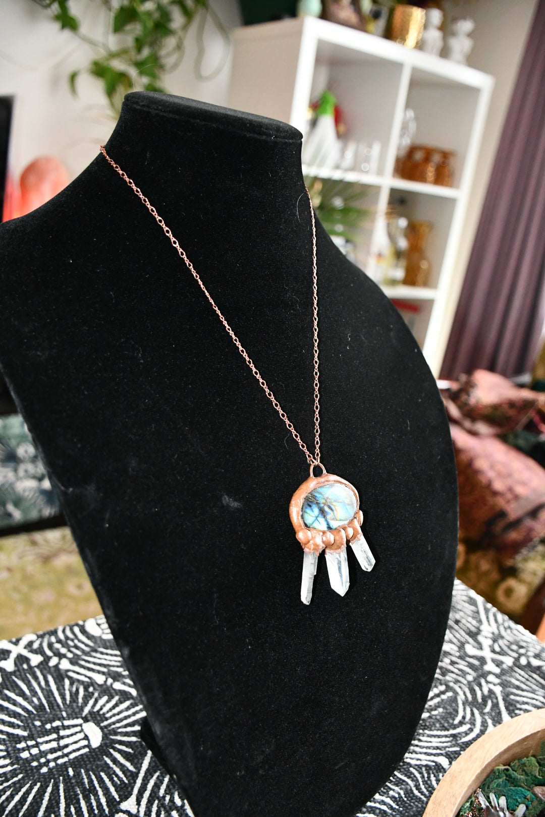 "Dos Ojos" Labrodorite and copper electroformed necklace