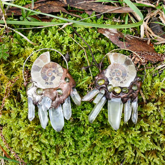 Ammonite and clear quartz necklace in copper