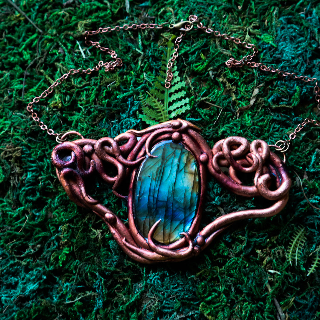 Copper Electroformed Labradorite pendant necklace, freeform Elven jewellery for forest witches or goblins